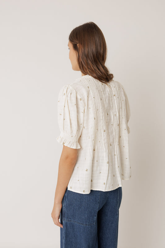 Short-Sleeved Elastic Shirt